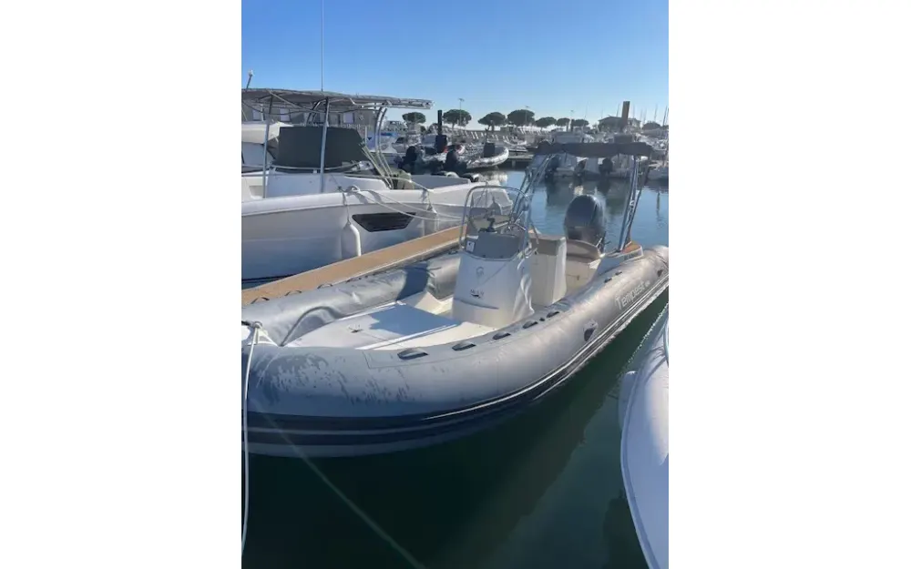 slider 0 Capelli Tempest 650Luxe