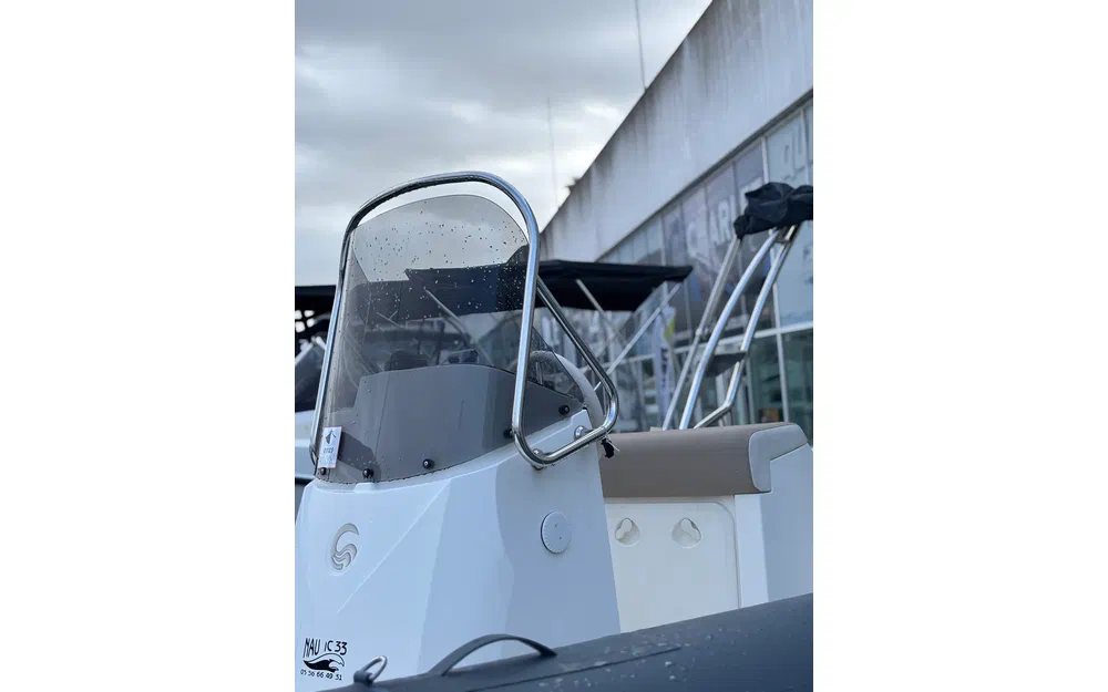 slider 4 Capelli Tempest 650 Luxe