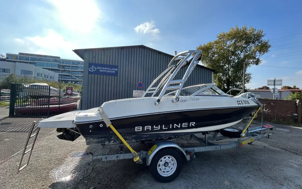 slider 0 Bayliner  175 GT3