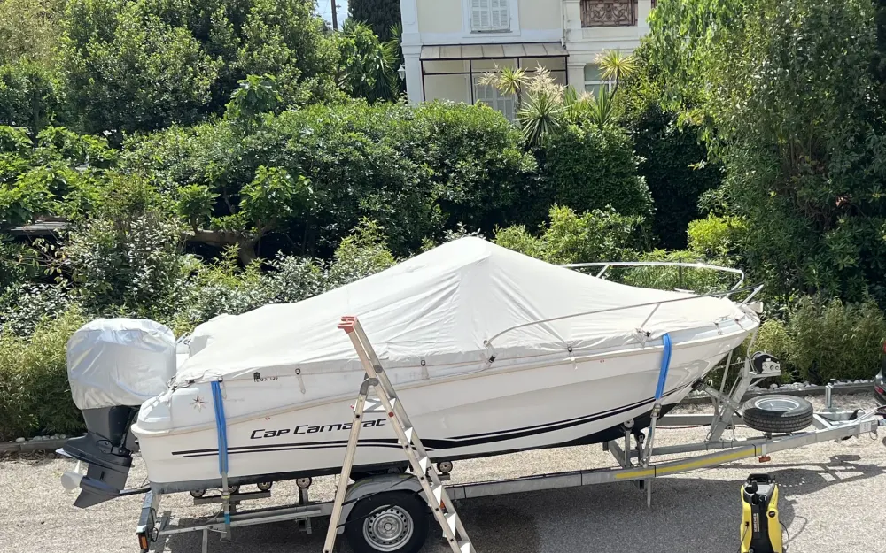 slider 6 Jeanneau Cap Camarat 5.5 CC Serie 2