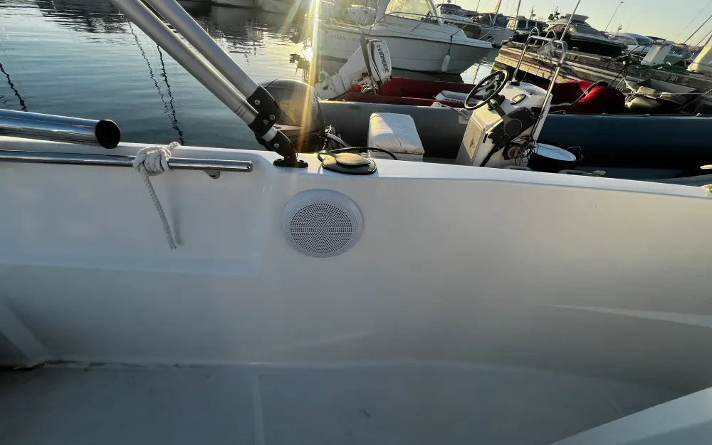 slider 11 Jeanneau Cap Camarat 5.5 CC Serie 2