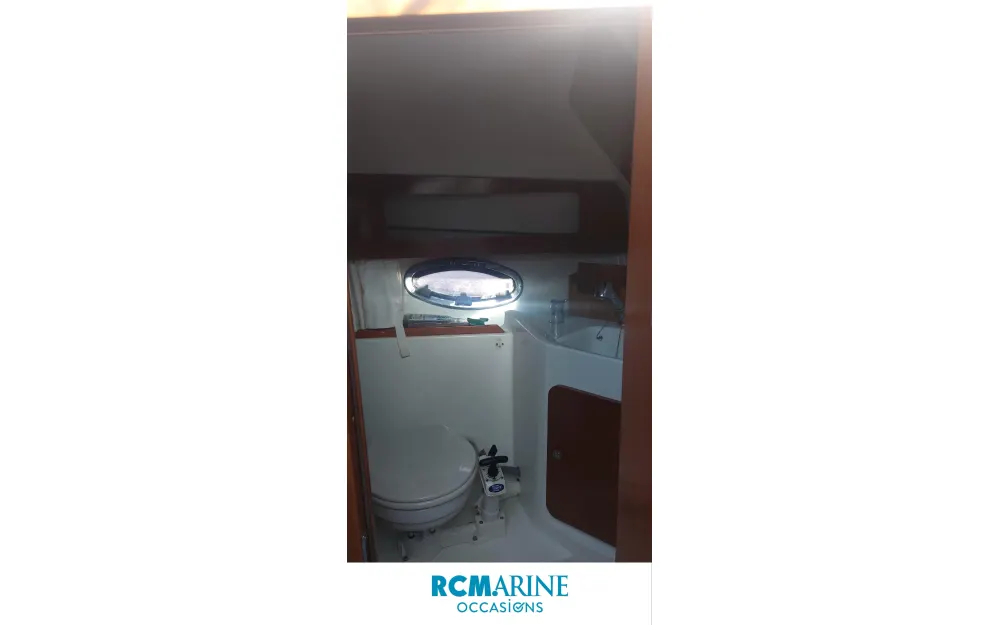 slider 9 Beneteau Antares 880
