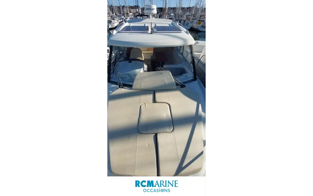 slider 2 Beneteau Antares 880