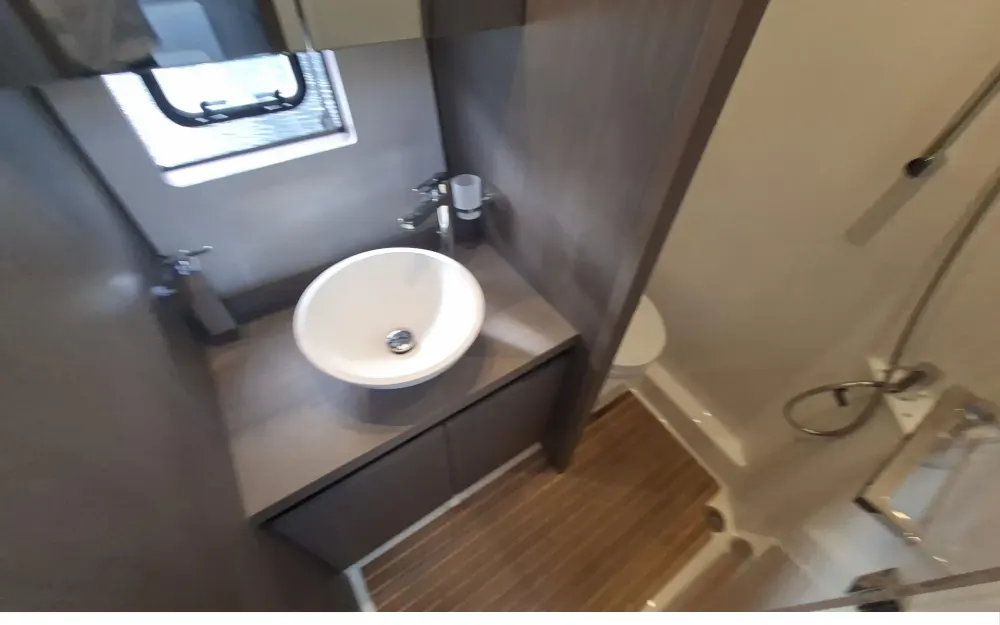 slider 11 Beneteau Gran Turismo 41