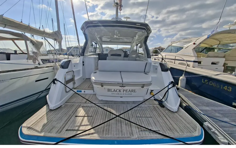 slider 15 Beneteau Gran Turismo 41