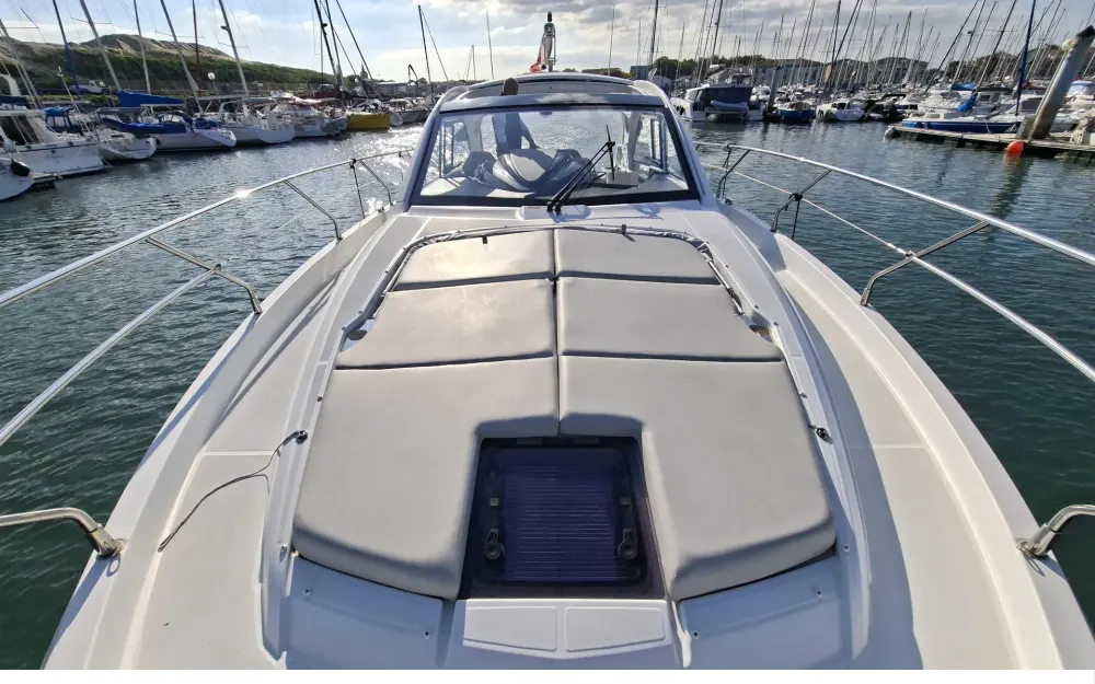 slider 20 Beneteau Gran Turismo 41