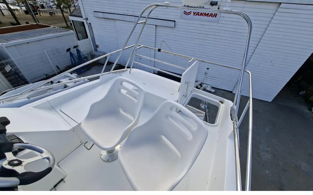 slider 23 Beneteau Antares 980