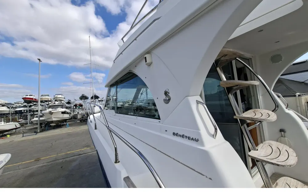 slider 6 Beneteau Antares 980