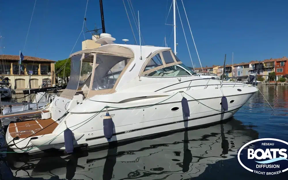 slider 0 Cruisers Yachts  440 Express