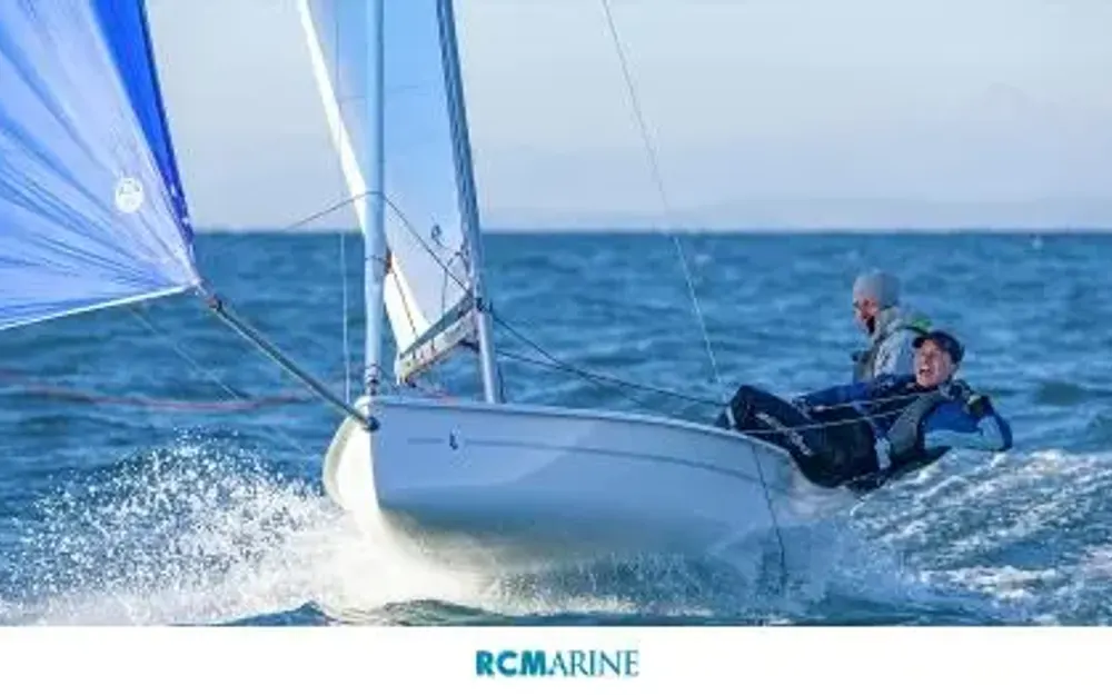 slider 1 Beneteau First 14
