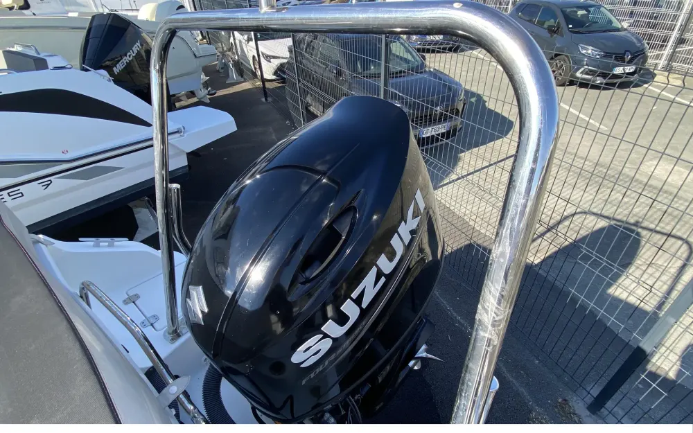 slider 11 Beneteau Flyer 6.6 SPACEdeck