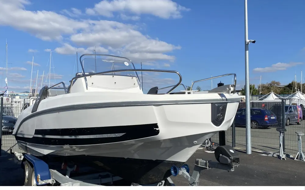 slider 12 Beneteau Flyer 6.6 SPACEdeck