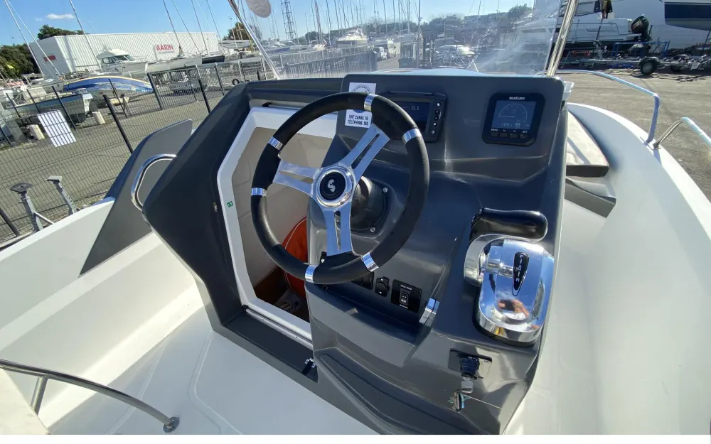 slider 6 Beneteau Flyer 6.6 SPACEdeck