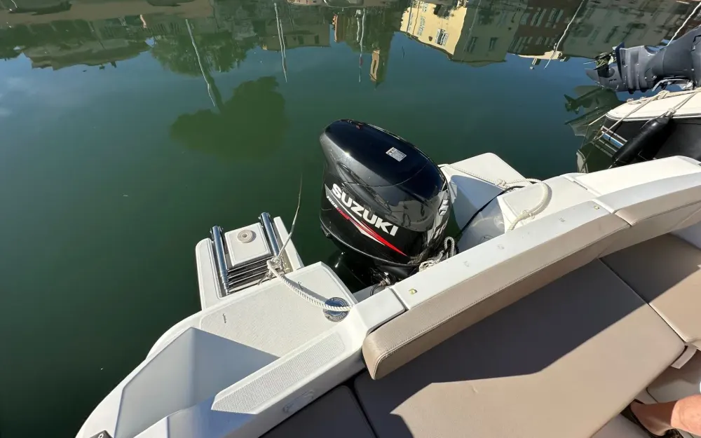 slider 10 Beneteau Antares 680