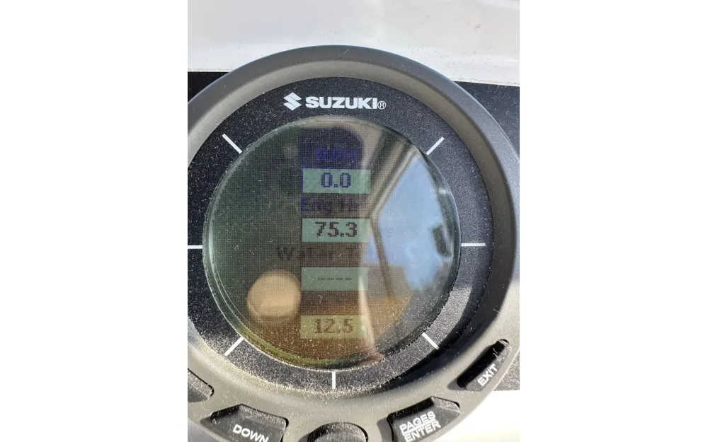 slider 15 Beneteau Antares 680