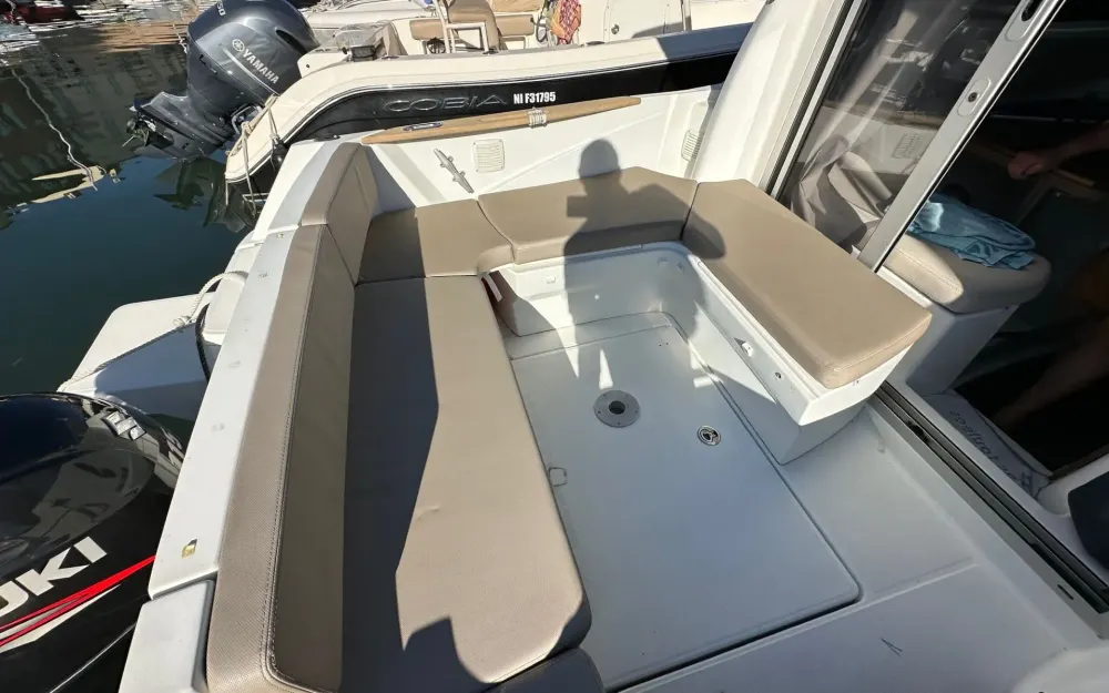 slider 4 Beneteau Antares 680