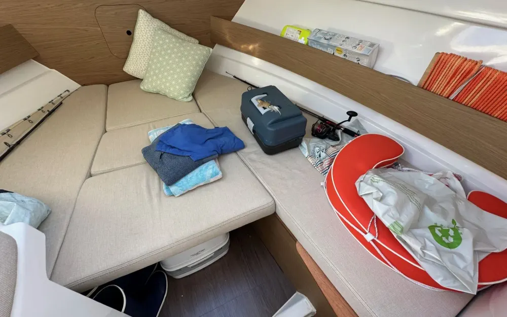 slider 5 Beneteau Antares 680