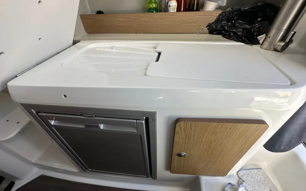slider 6 Beneteau Antares 680