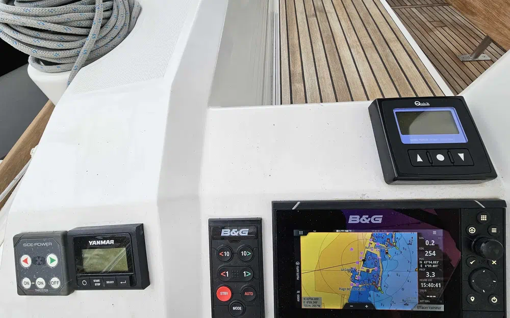 slider 17 Beneteau Oceanis 38.1