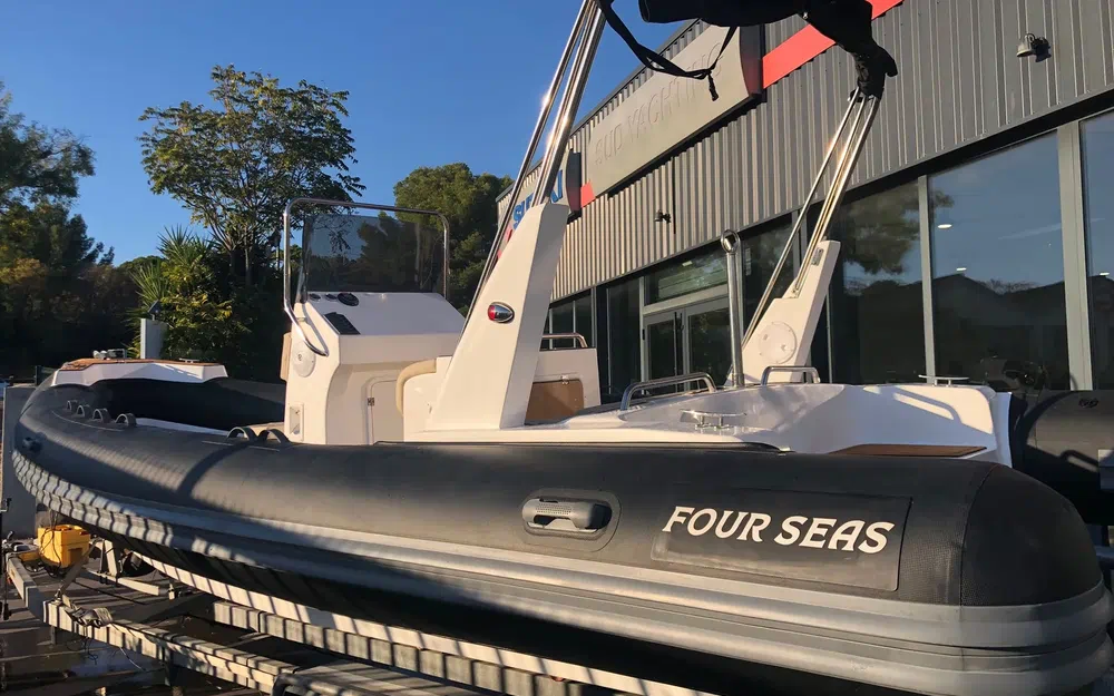 slider 5 Four Seas F 680