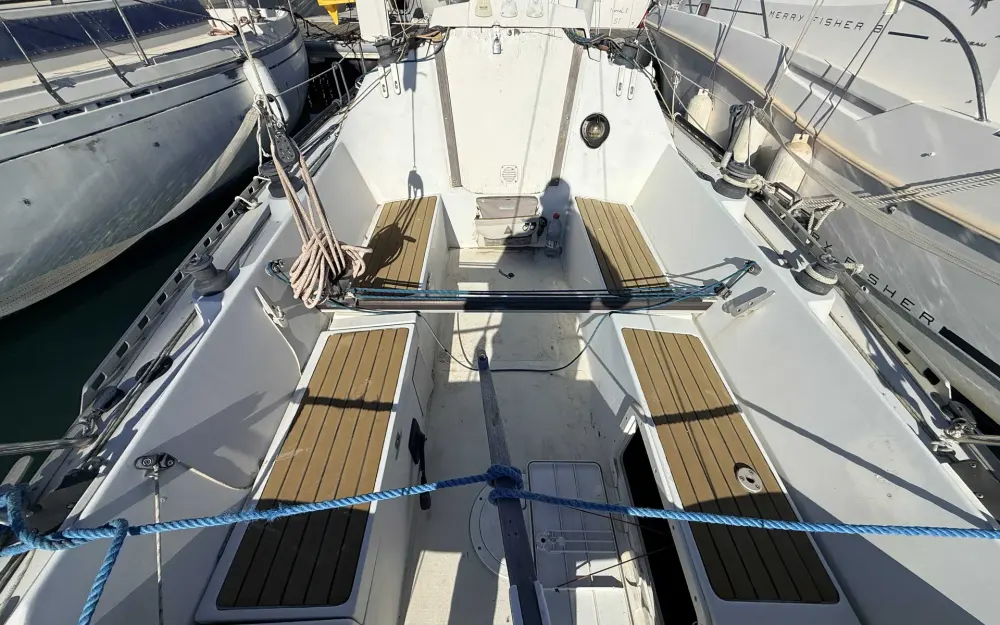 slider 12 Comar Yachts Comet 28