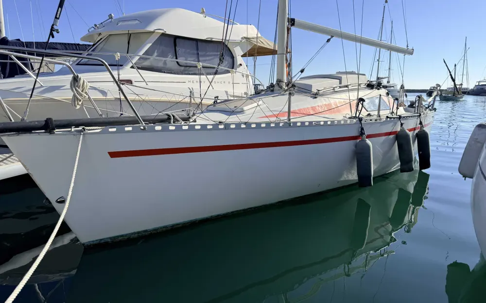 slider 1 Comar Yachts Comet 28