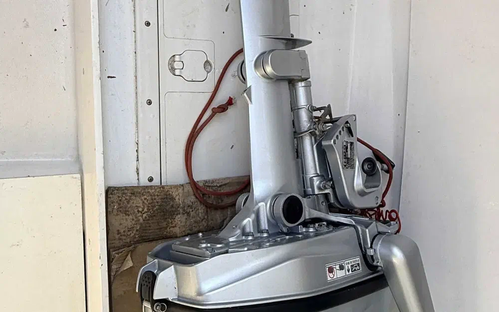 slider 20 Comar Yachts Comet 28