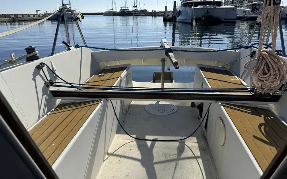 slider 22 Comar Yachts Comet 28