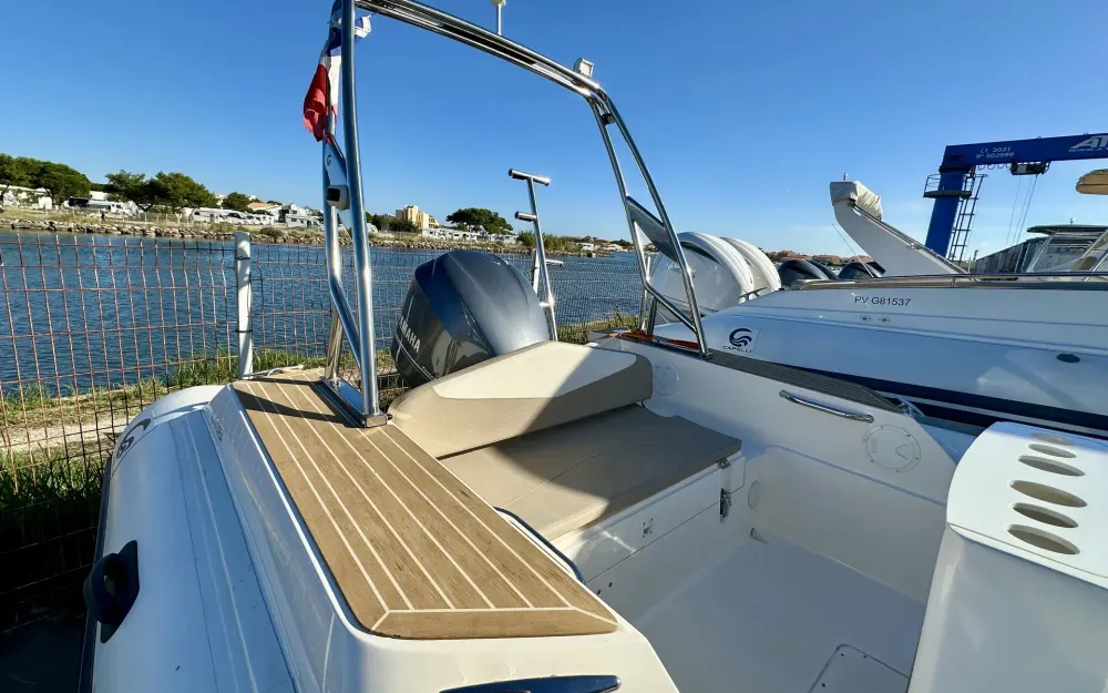 slider 10 Capelli Tempest 700
