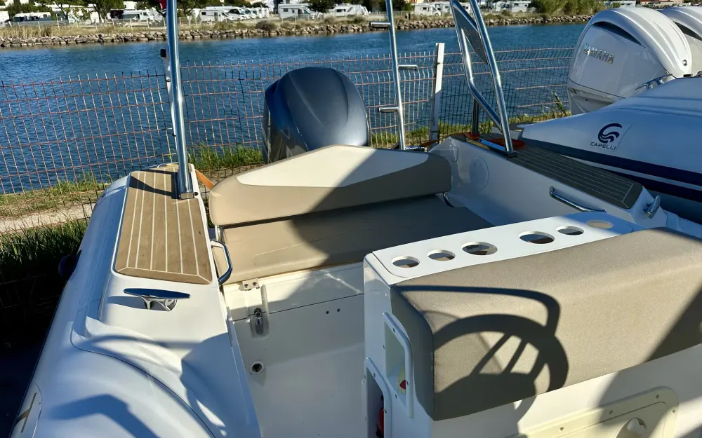 slider 5 Capelli Tempest 700