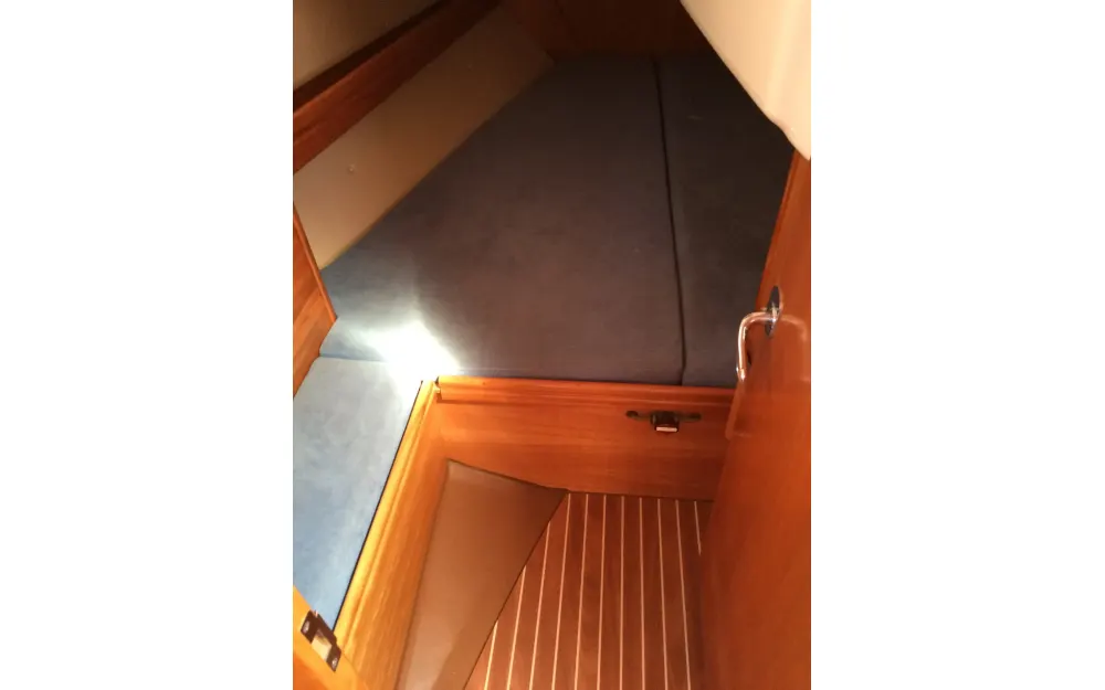 slider 5 Bavaria  37 Cruiser