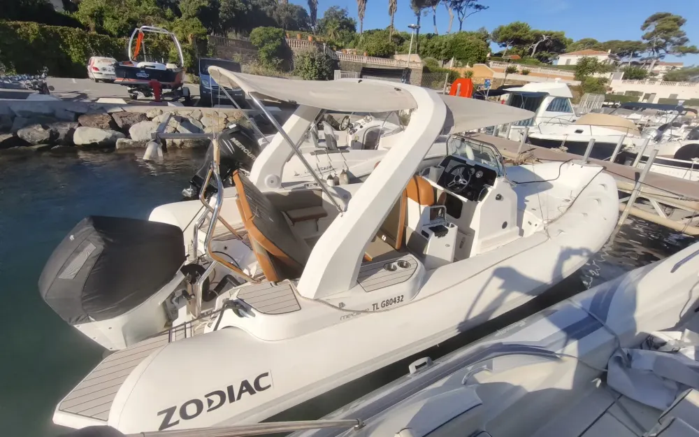 slider 4 Zodiac Medline 7.5