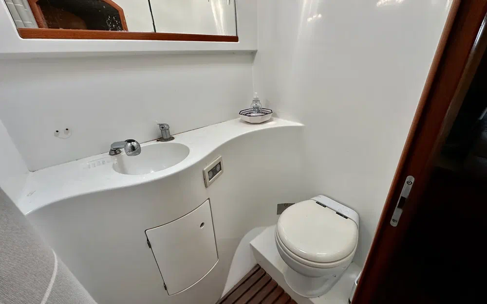 slider 10 Cnb LAGOON 570