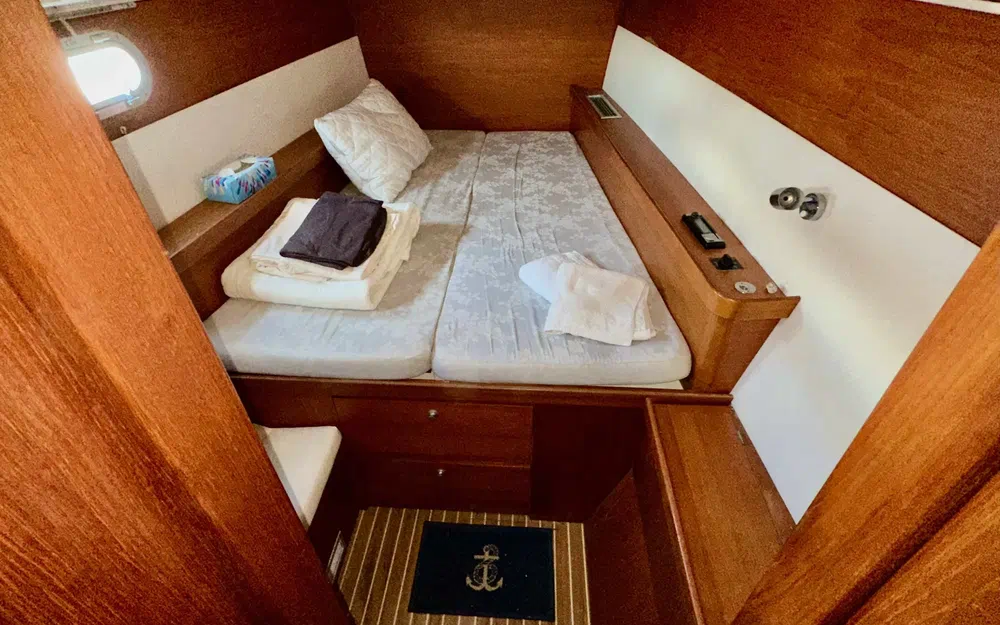 slider 13 Cnb LAGOON 570