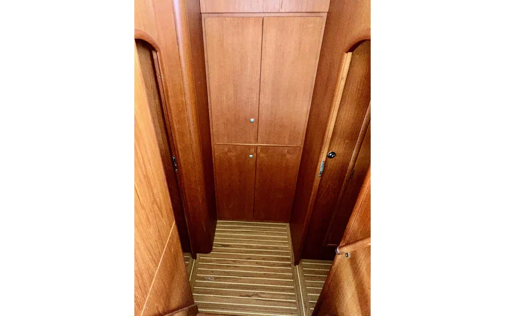 slider 15 Cnb LAGOON 570