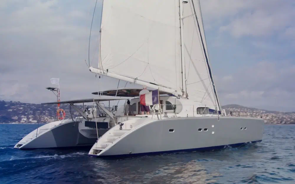 slider 2 Cnb LAGOON 570