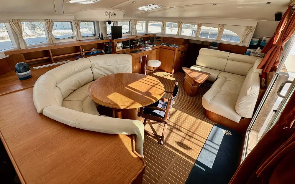 slider 7 Cnb LAGOON 570