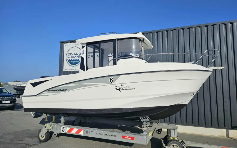 slider 6 Beneteau Barracuda 6