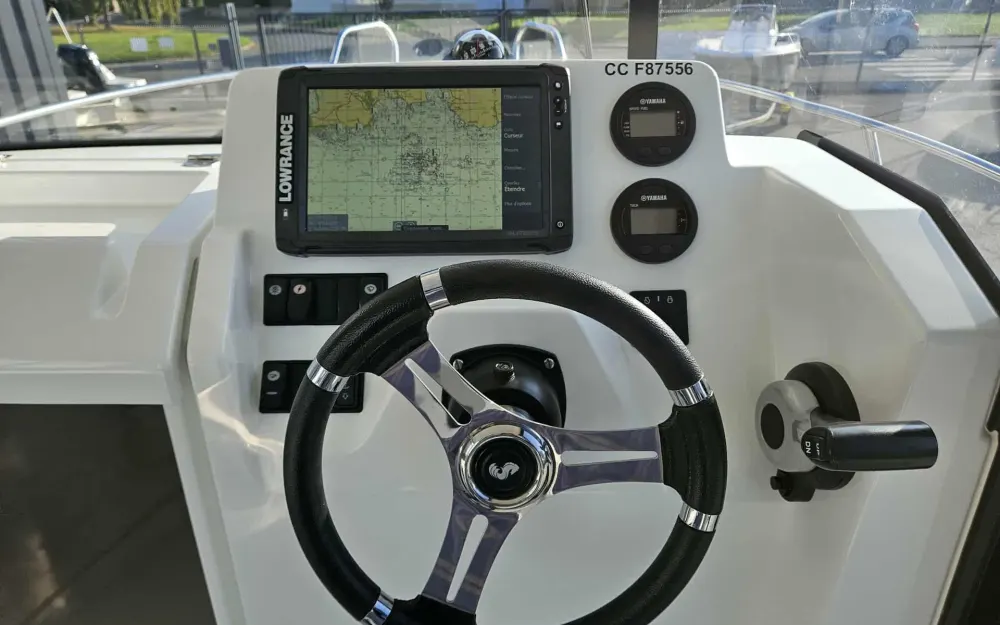slider 7 Beneteau Barracuda 6