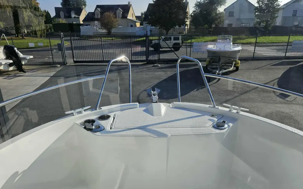 slider 8 Beneteau Barracuda 6