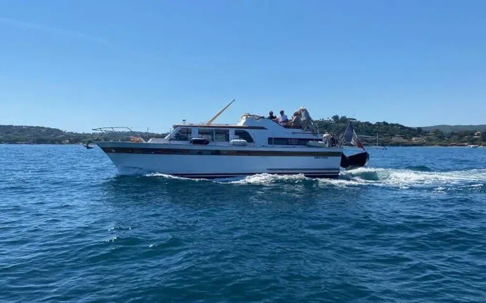 slider 11 Chris Craft 40