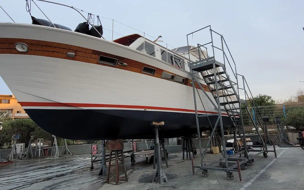 slider 9 Chris Craft 40