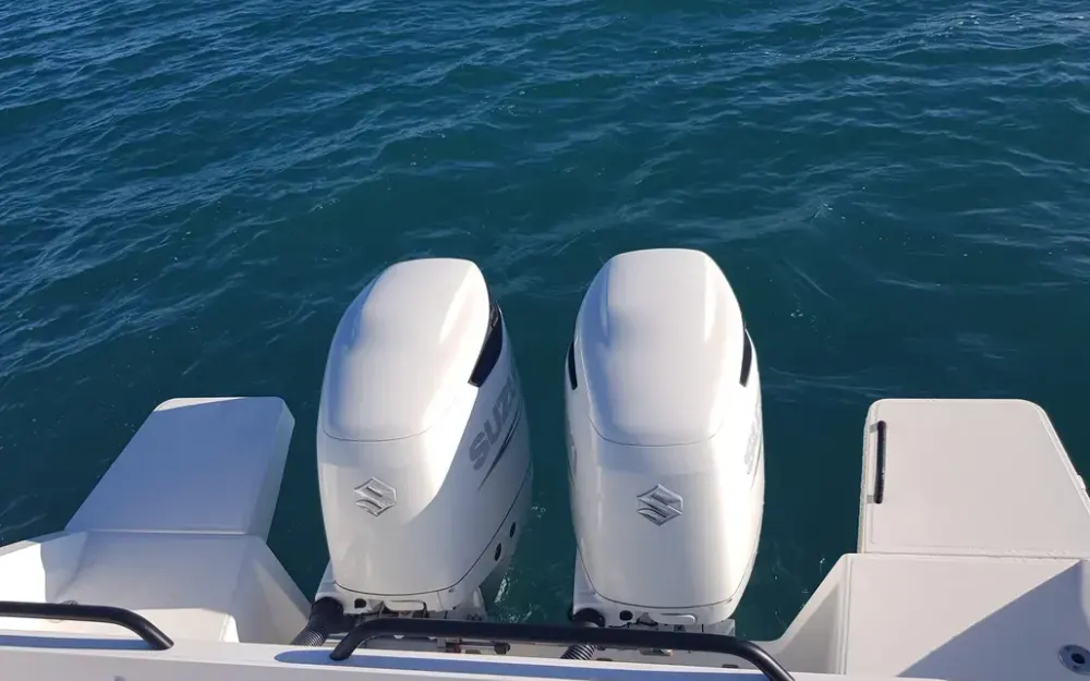 slider 4 Beneteau Flyer 9 Sundeck