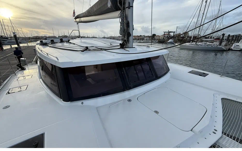 slider 9 Fountaine Pajot Isla 40
