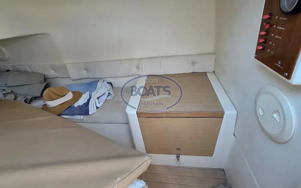 slider 10 Capelli Tempest 900