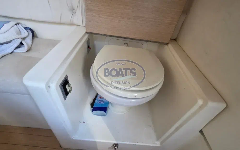 slider 11 Capelli Tempest 900