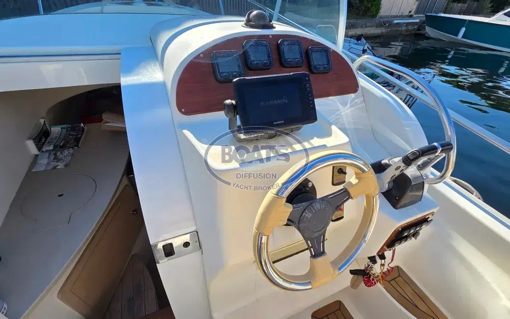 slider 6 Capelli Tempest 900