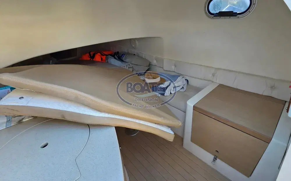 slider 7 Capelli Tempest 900