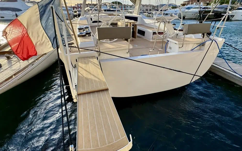 slider 1 Grand Soleil 52 LONG CRUISE