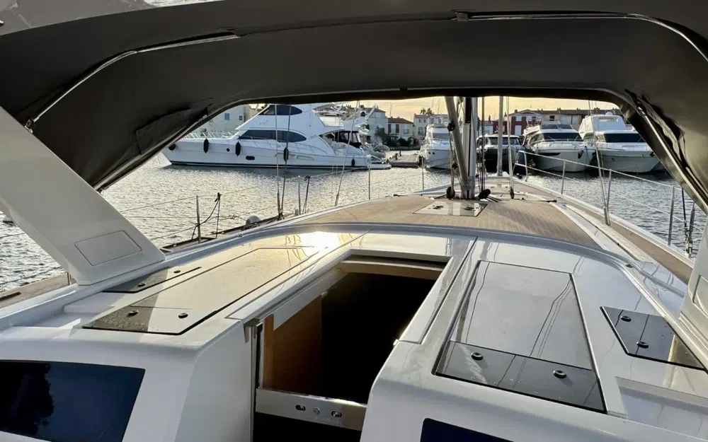 slider 6 Grand Soleil 52 LONG CRUISE